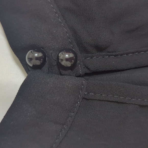 NWT Torrid Sleeveless Mockneck Tank, Color Black Size 2X - Picture 14 of 16